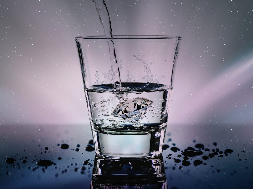 water, glass, liquid, wet, refreshment, diamond, splash, water glass, drop of water, fresh, light effect, blow, gems, luxury, wealth, ice cubes, diamond shape, drink, drinking glass, sparkling water, nature, water, water, water, water, water, diamond